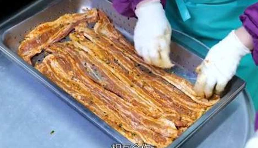 韩国名校高中食堂的日常美食制作纪实