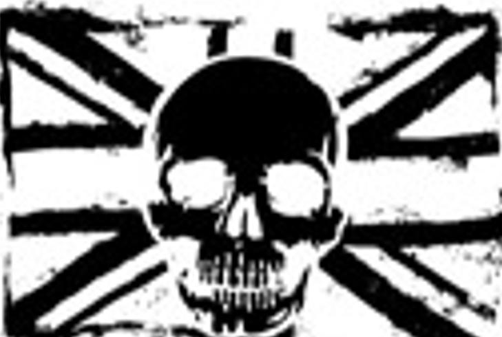 俄罗斯校园屋顶的灵异影像与历史阴影