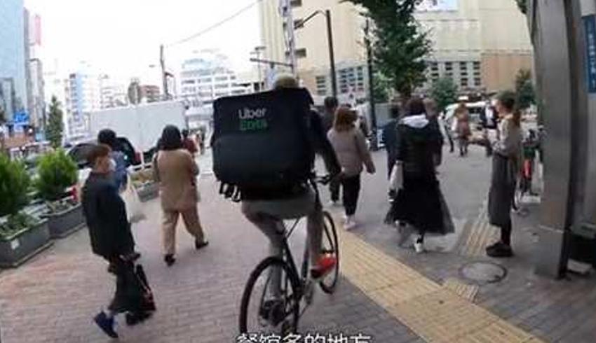 日本女外卖员林敏的一天生存与歌手梦的奔波