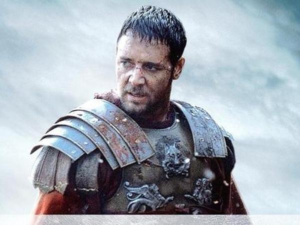 男人必看史诗：《角斗士》的荣耀与复仇