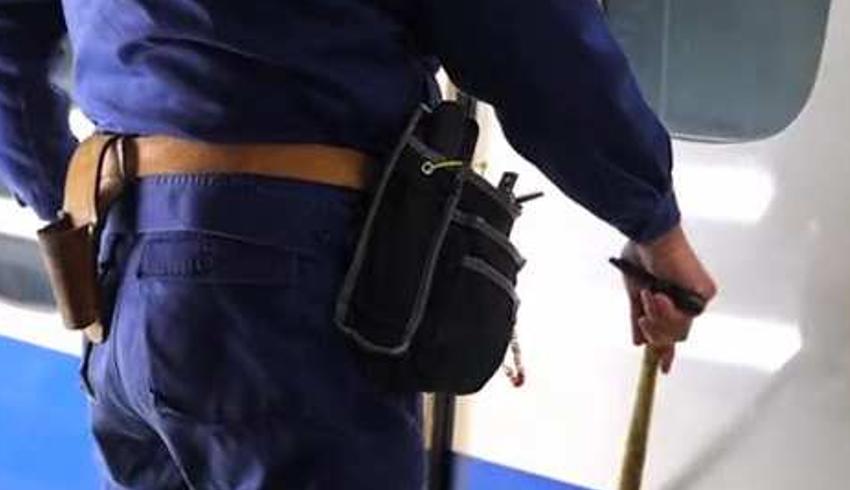 探秘日本新干线检修：人工精细作业保障安全运行