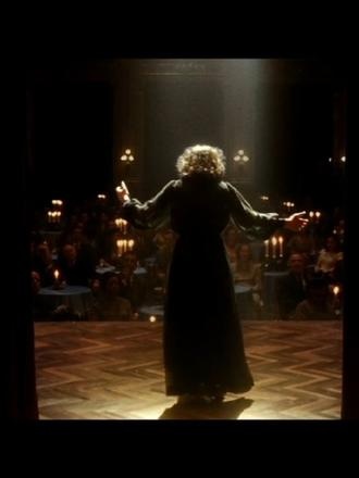 《玫瑰人生》迷失之声的救赎密码