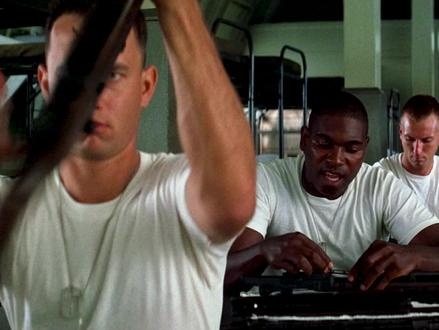 《阿甘正传》阿甘正传：生命中的偶然与宿命