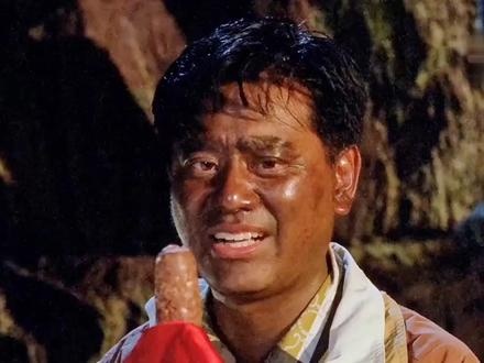 《摩登如来神掌》穿越百年的港式无厘头