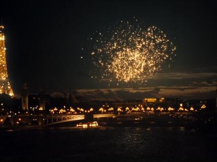 《巴黎我爱你》巴黎迷情：十八面镜中的城市真相