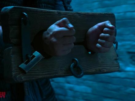 暗夜忠魂满江红