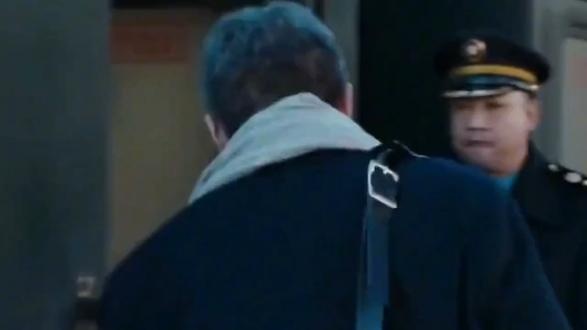 《囧妈》：火车上的亲情和解之旅