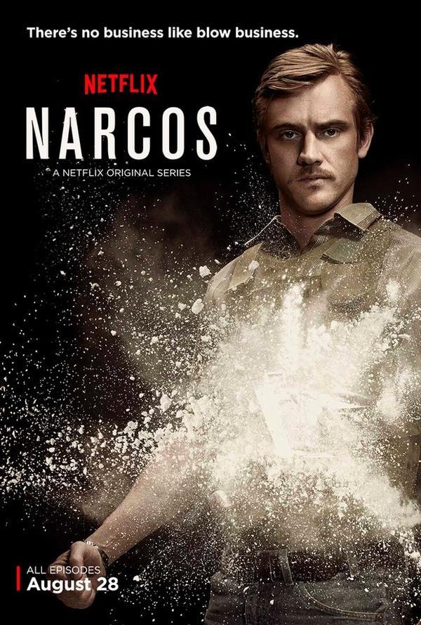 (2015)《毒枭第一季》(NarcosSeason1)