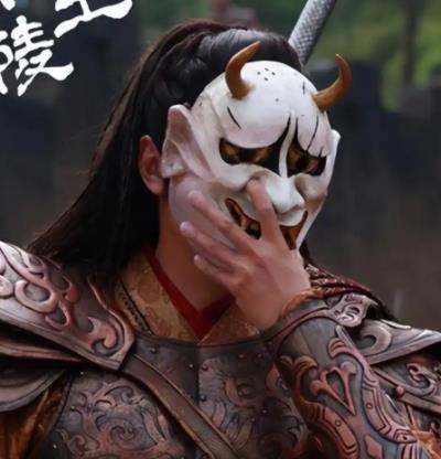 功震沙场，心陷寒渊：兰陵王的荣耀与悲歌